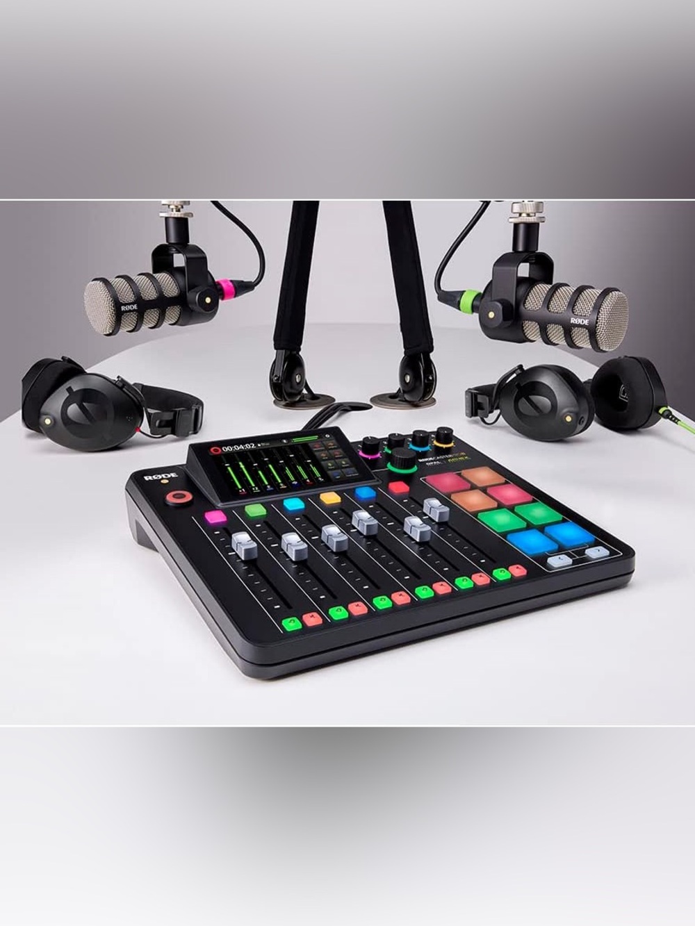 RODE RODECaster Pro II Integrated Audio Production Studio - Picture 8 of 13